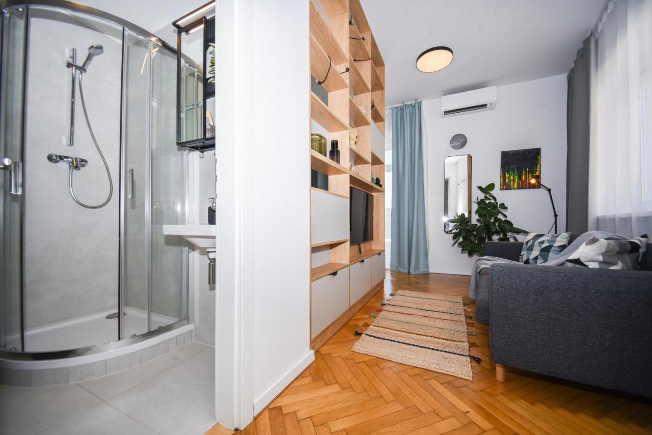 City Center Studio - Comfy & Modern Bratislava Eksteriør billede
