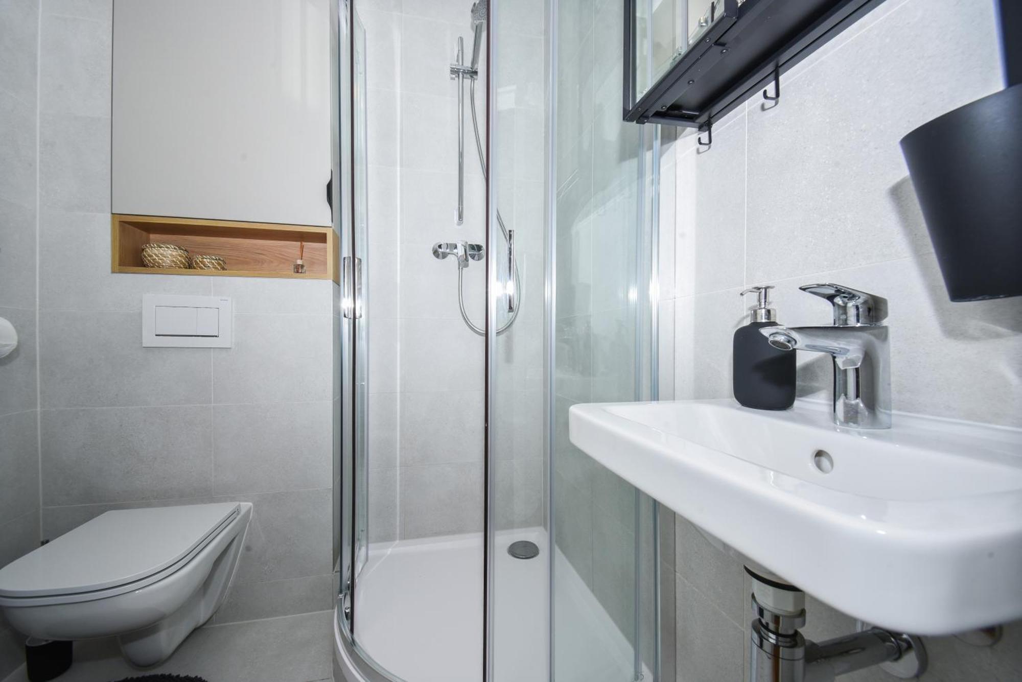 City Center Studio - Comfy & Modern Bratislava Eksteriør billede