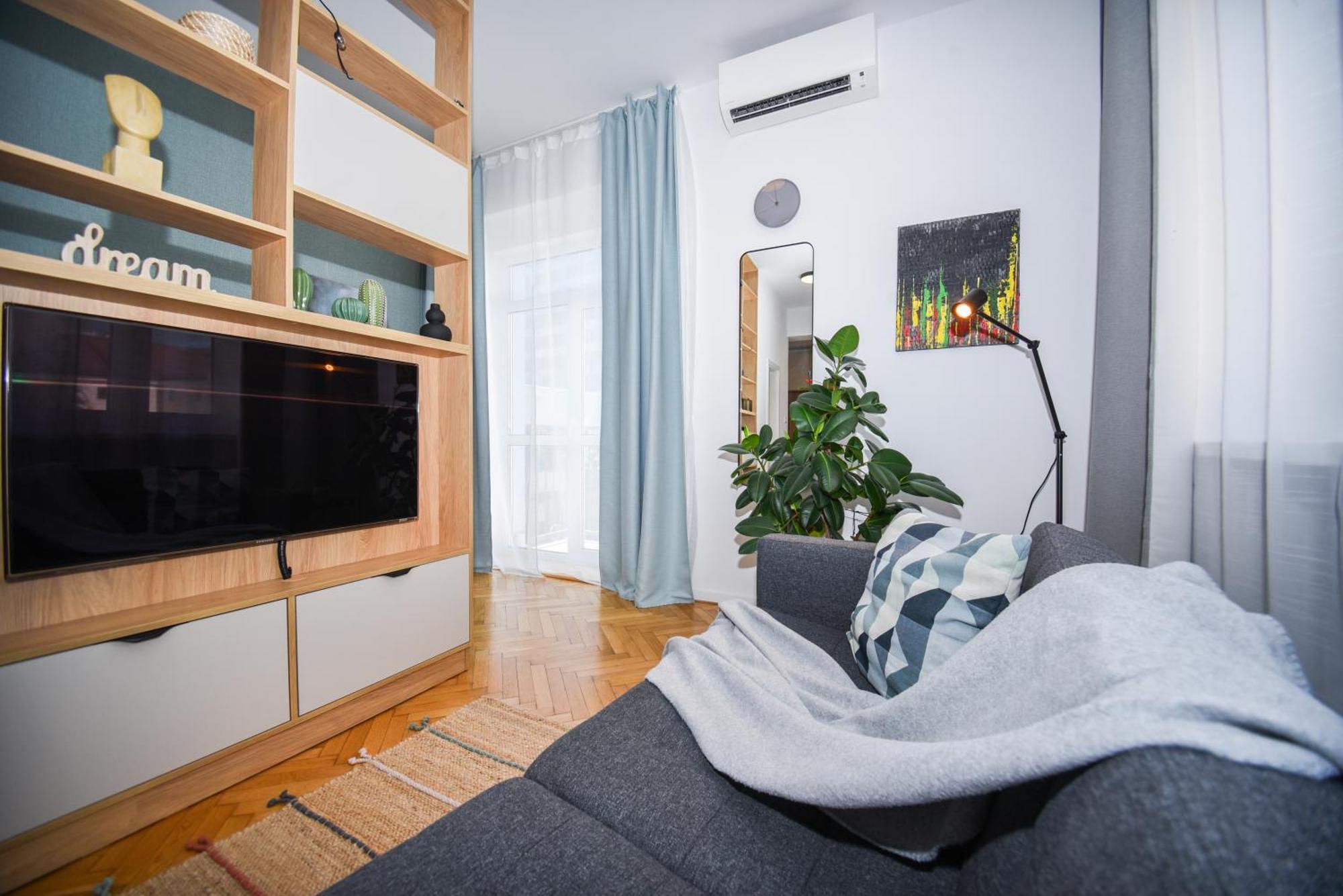 City Center Studio - Comfy & Modern Bratislava Eksteriør billede